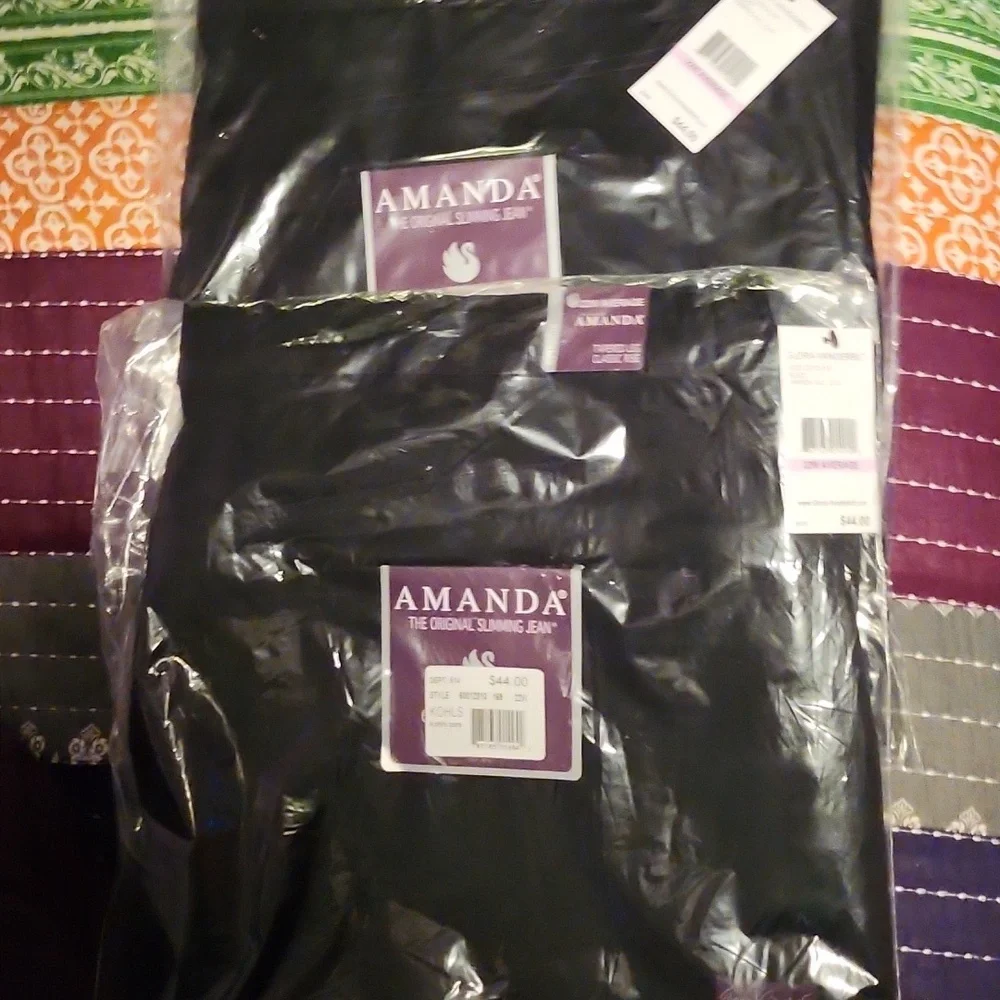 3 Pairs of Gloria Vanderbilt Pants. 1 blue jean, 2 black. Size 22W Average - Picture 2 of 2